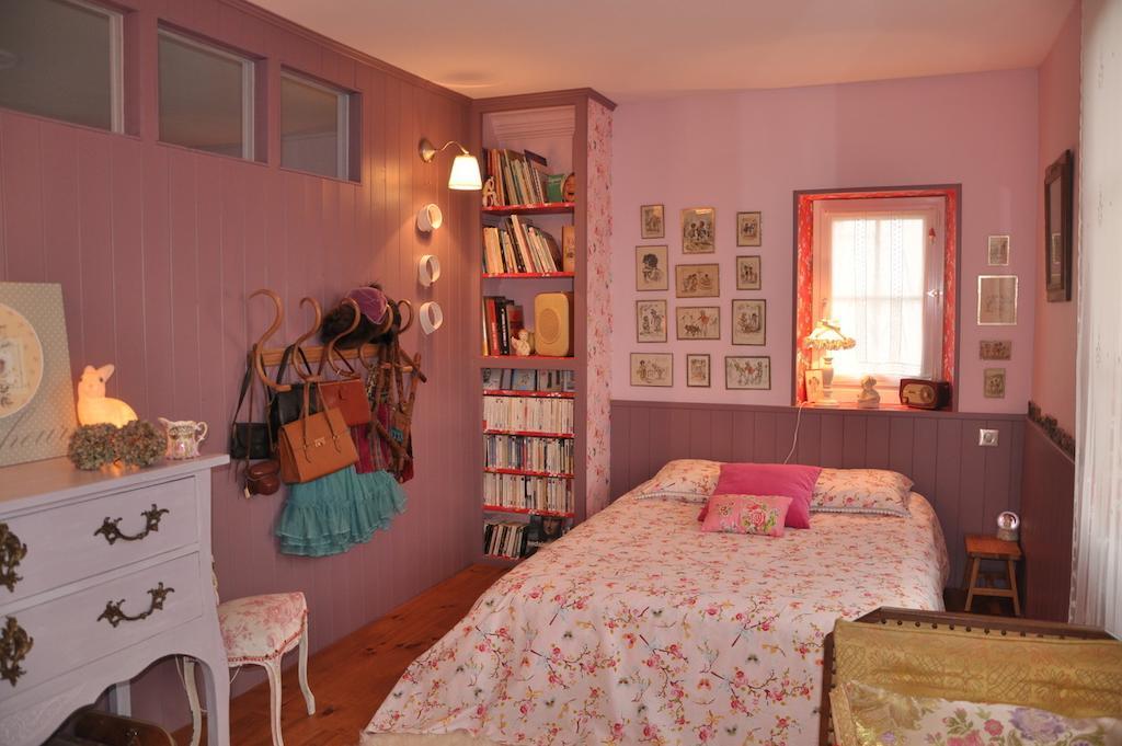 Bed and Breakfast La Maison De Rose à Brossac Chambre photo
